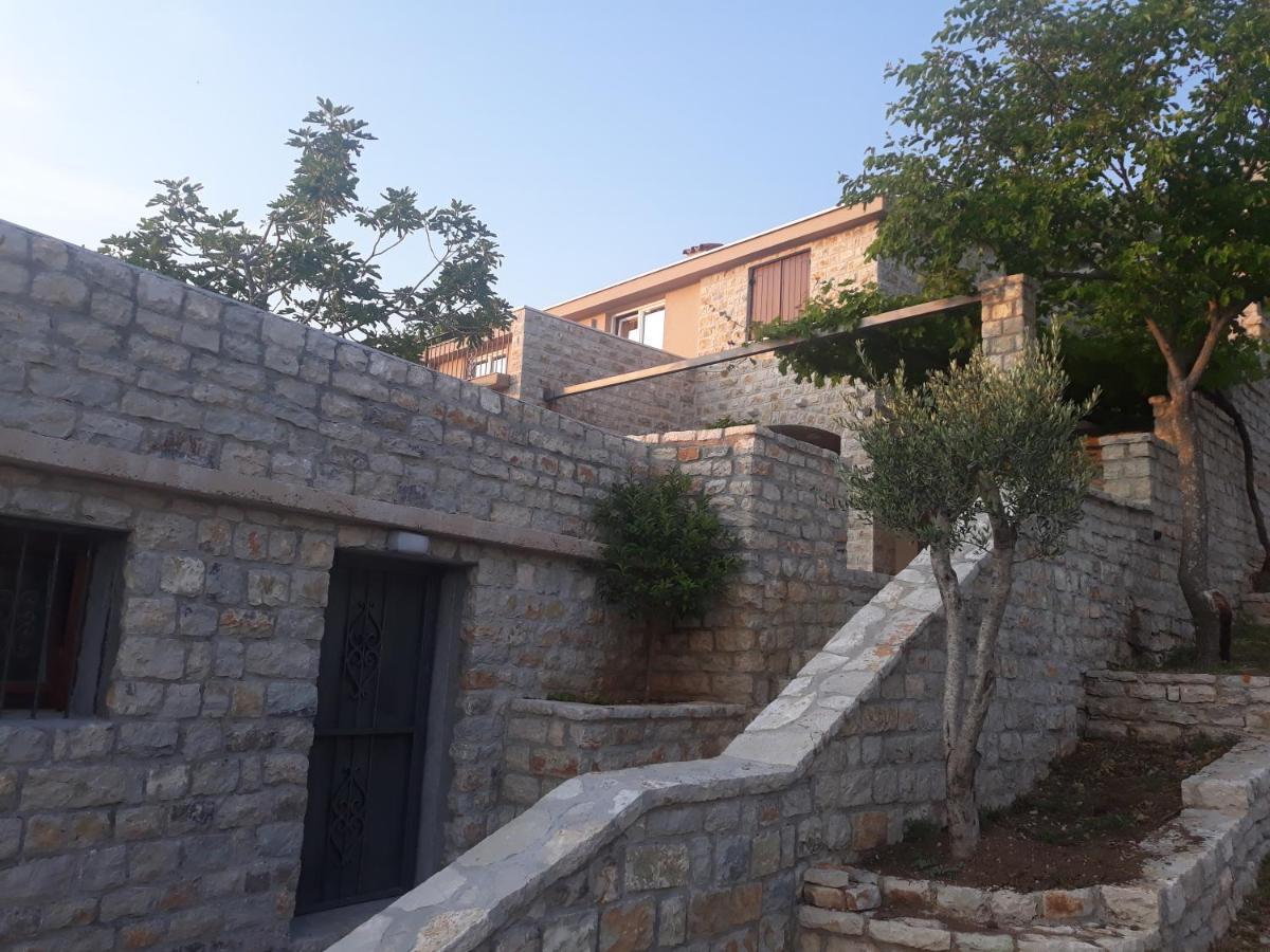 Old Stone Villa Vrba Sveti Stefan Exterior photo